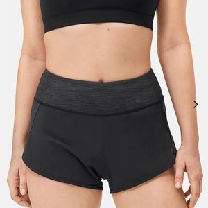 NWT Outdoor Voices The Exercise 2.5" Short